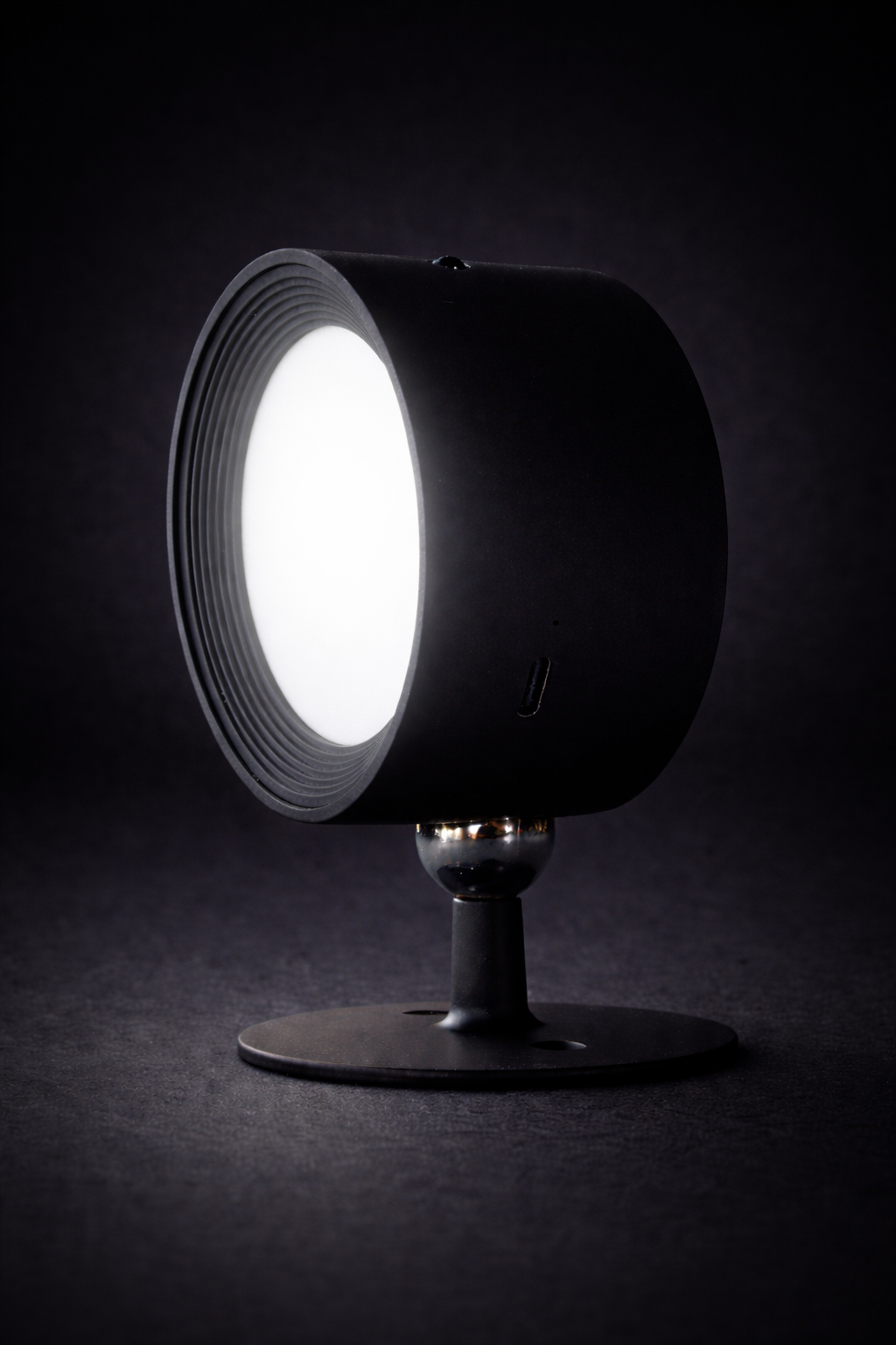 LumaSphere Smart RGB Accent Light