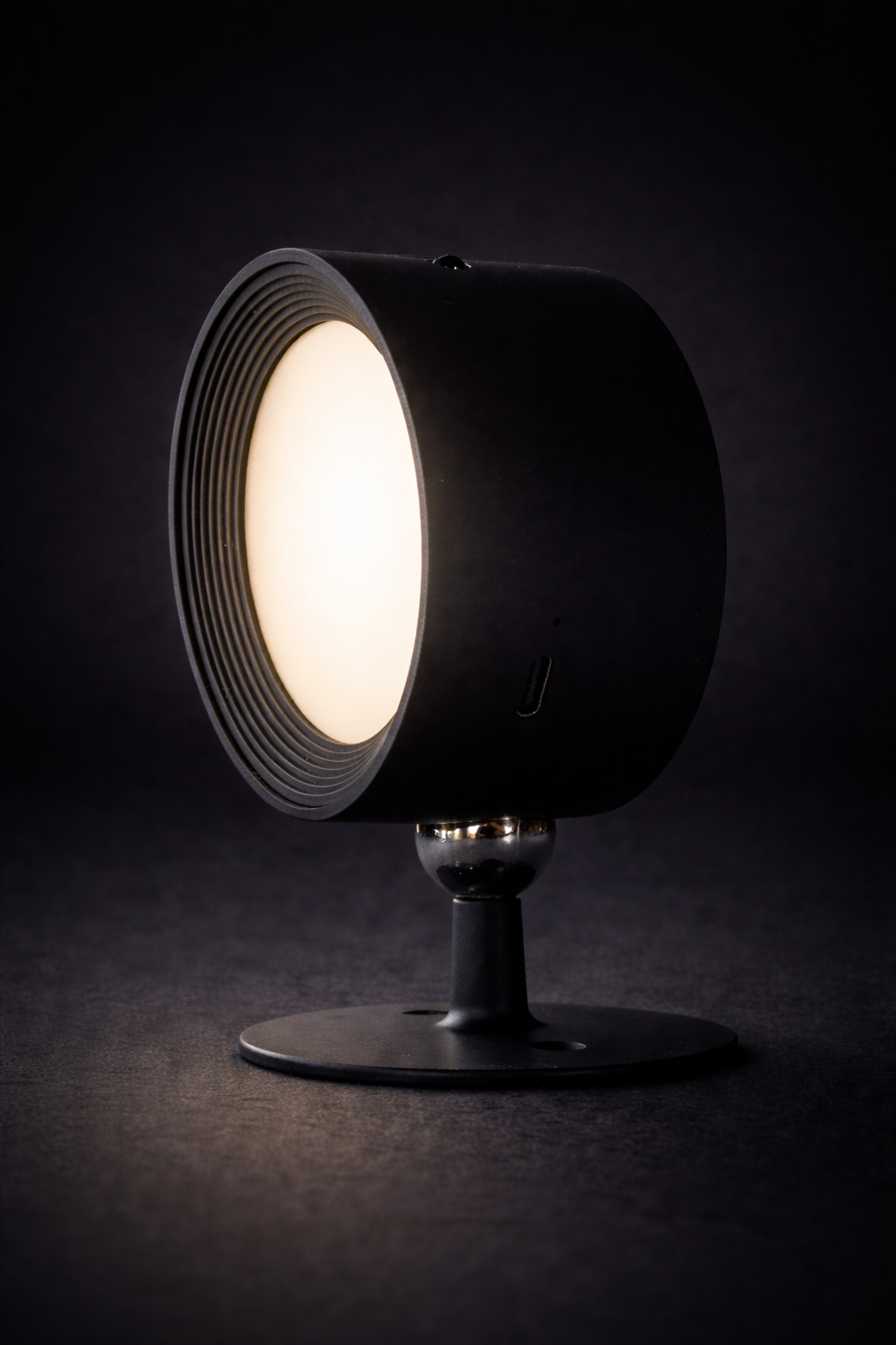 LumaSphere Smart RGB Accent Light